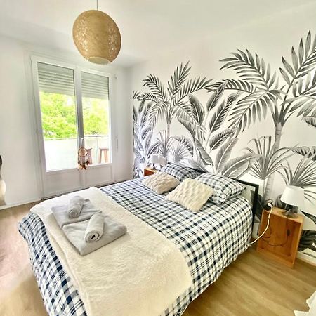 Superbe Appartement Au Calme Avec Parking Gratuit. Mérignac Eksteriør billede